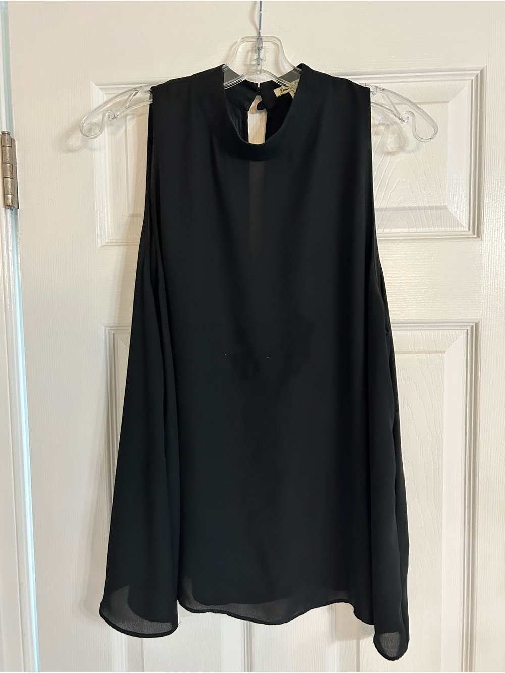 Emma & Sam Black Sleeveless Mock-Neck Blouse